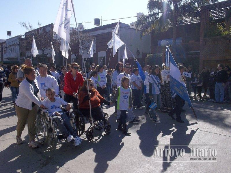 Imagen de 25 de mayo: acto y desfile en nuestra ciudad