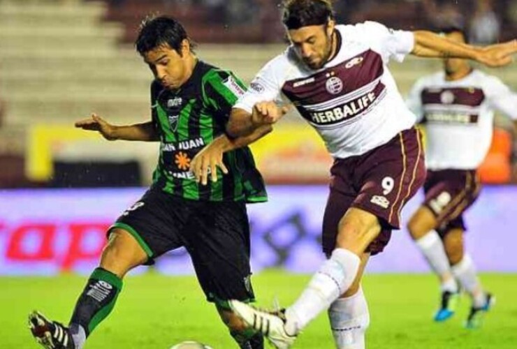 Imagen de Lanús quiere volver a la punta y San Martín de San Juan salvarse del descenso