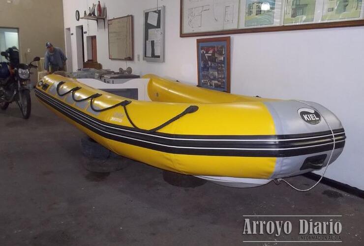 Imagen de Bomberos: lleg&oacute; el bote semirrigido