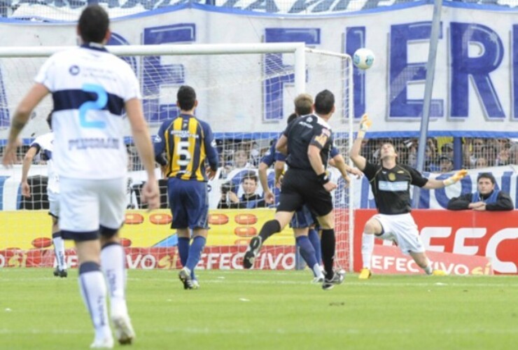 Jesús Méndez volverá al equipo luego de cumplir una fecha de suspensión.