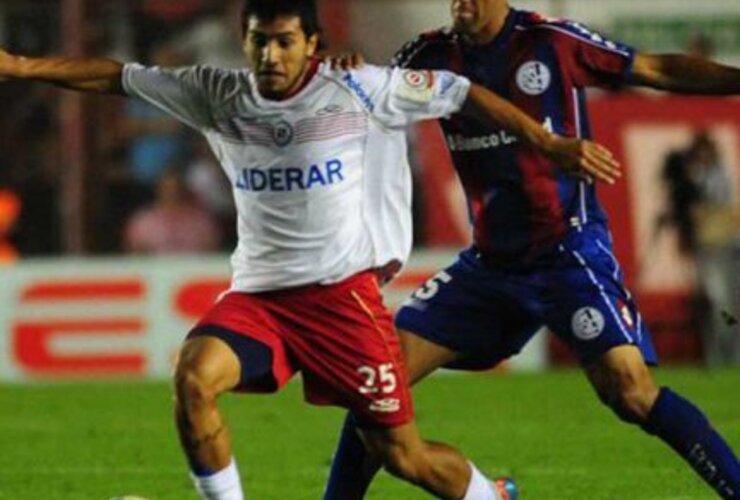 Imagen de Argentinos visita a San Lorenzo en el partido clave para Independiente