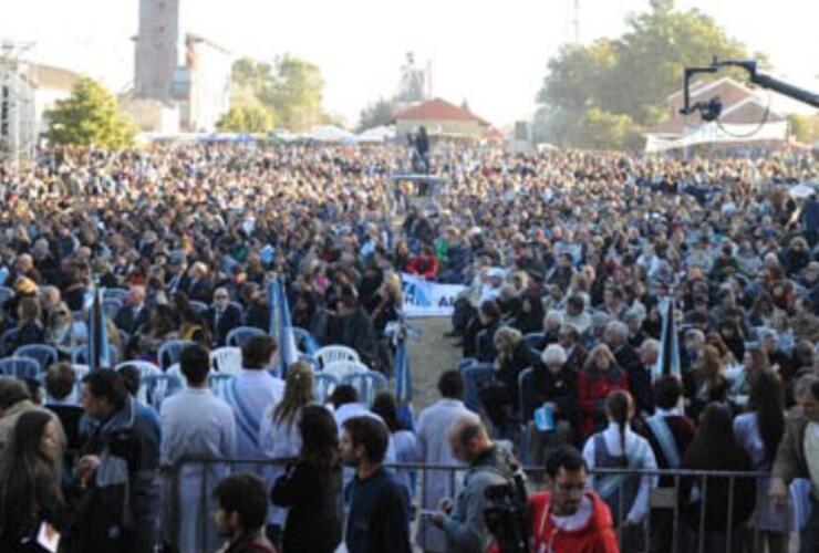 El aniversario por la famosa revolución agraria convoca una multitud año tras año. (Foto: C. Mutti Lovera)