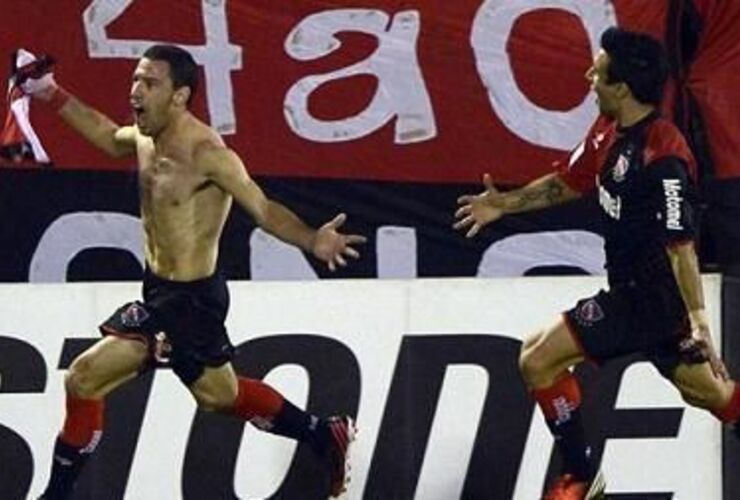 Imagen de Newell's dio un gran paso en busca de la Copa: ganó 2 a 0