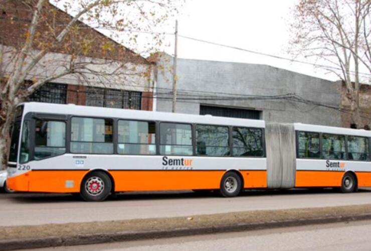 Imagen de Rosario: pondrán en circulación los dos primeros omnibus articulados