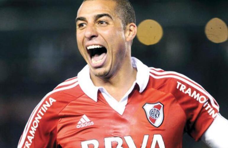 Imagen de David Trezeguet llega a Rosario, pero para ponerse la camiseta de Newell's