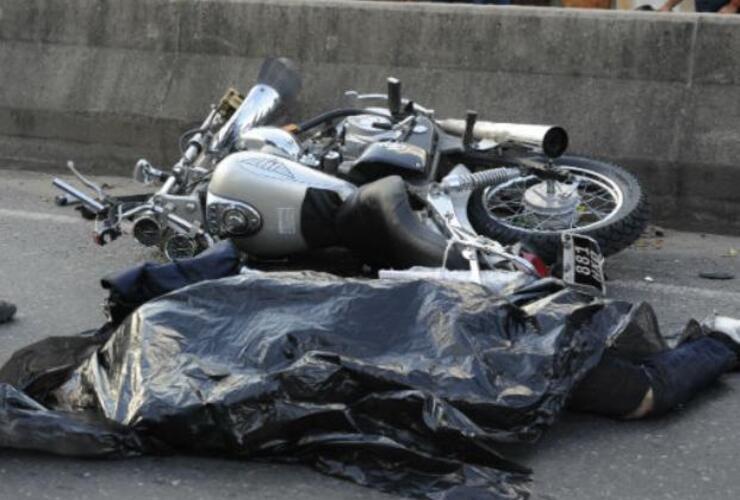 El joven murió en el acto por la gravedad de las lesiones sufridas El joven murió en el acto por la gravedad de las lesiones sufridas