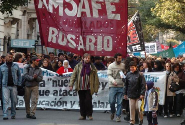 Los maestros proponen movilizarse el jueves 15 de agosto