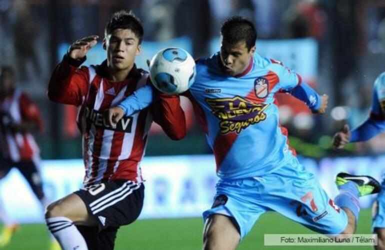 Imagen de Torneo inicial: Arsenal le empató a Estudiantes sobre el final del partido en Sarandí