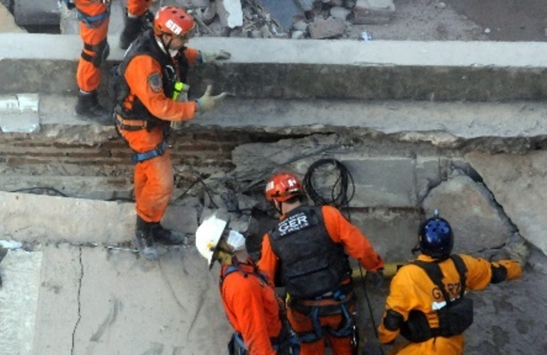 Imagen de Rosario: sigue la intensa búsqueda de las 11 personas desaparecidas