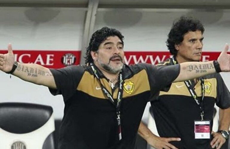 Imagen de Maradona debuta hoy como asesor espiritual de Deportivo Riestra