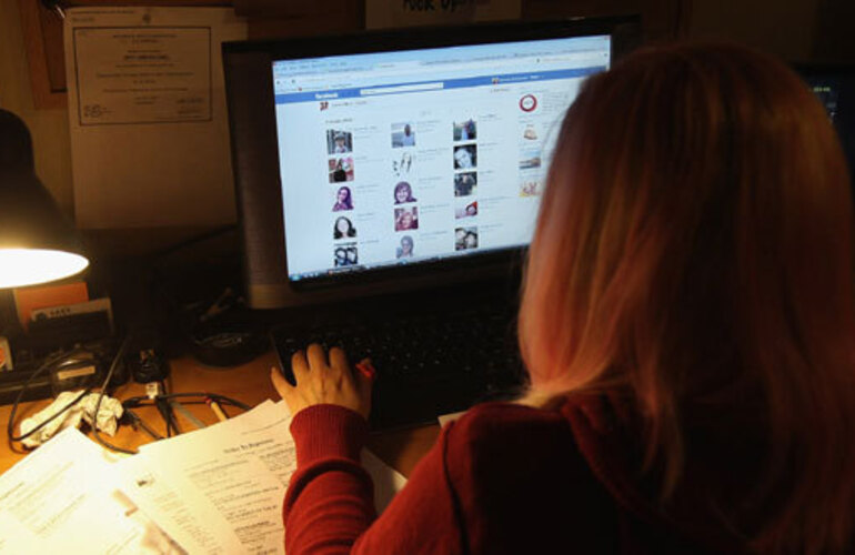 Imagen de Se fug&oacute; con un ciberamigo que conoci&oacute; por Facebook