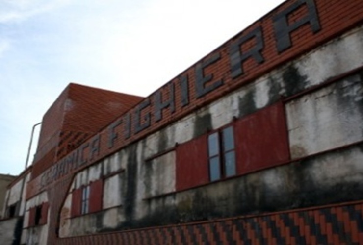 Imagen de Cerámica Fighiera volvió a abrir sus puertas