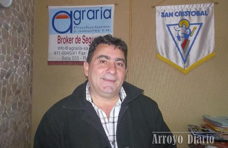 Adri&aacute;n Spina , concejal justicialista