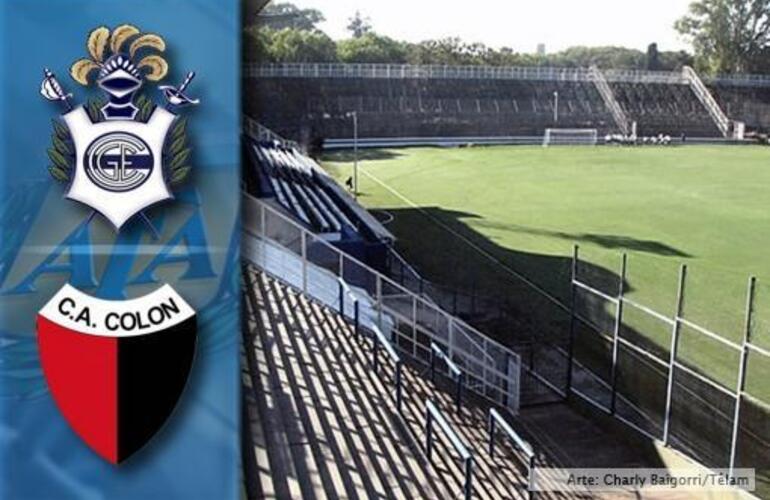 Imagen de Torneo Inicial: Gimnasia y Col&oacute;n juegan hoy el partido suspendido por la lluvia