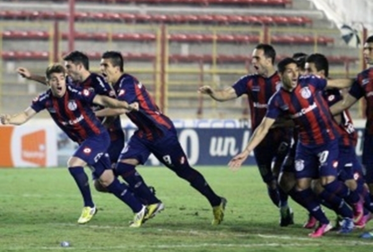 Imagen de Copa Argentina: San Lorenzo le ganó por penales a Estudiantes de Buenos Aires y es finalista del campeonato