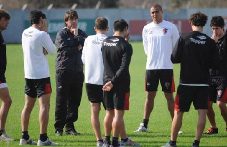 Imagen de Newell&acute;s: Con todo definido viaja a la espera del partido con Racing