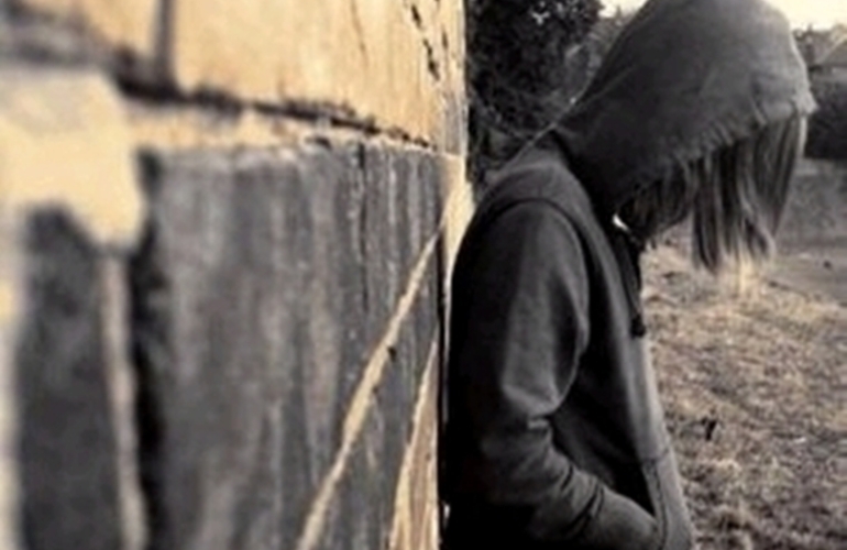 Imagen de Neuqu&eacute;n: Un grupo de chicos se corta las mu&ntilde;ecas para entrar a una tribu urbana