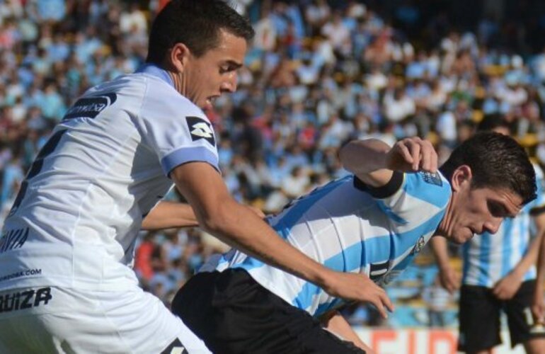 Imagen de Torneo Inicial: Belgrano goleó a un Racing