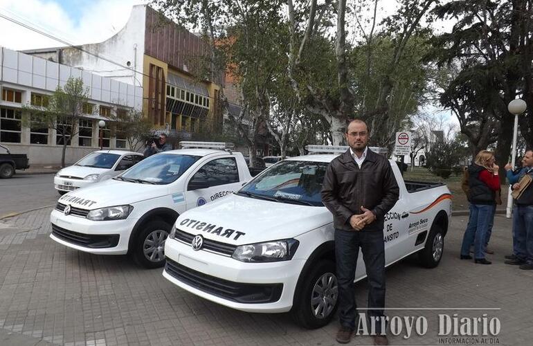 El Intendente Darío Gres en la presentación de las nuevas unidades para Tránsito Municipal