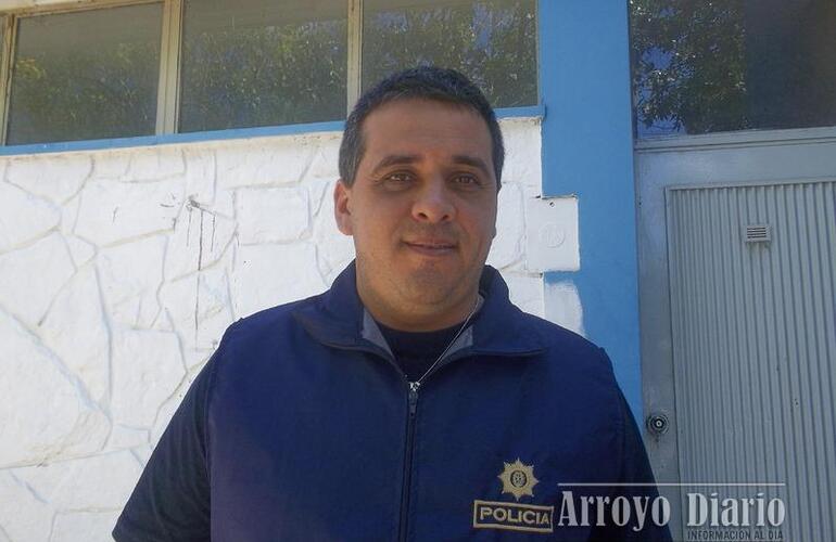 El Sub Comisario Silvio Cort&eacute;s inform&oacute; sobre el procedimiento. Foto: Archivo AD