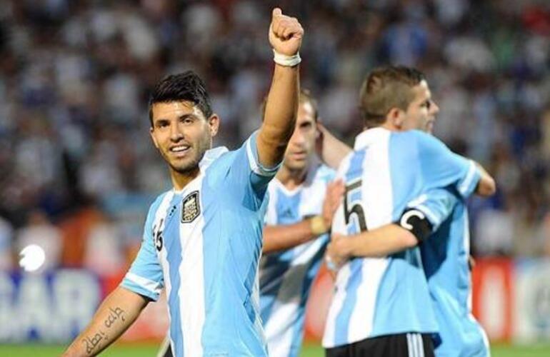 Imagen de Eliminatorias: Argentina enfrenta a Perú con el desafío de jugar sin Messi