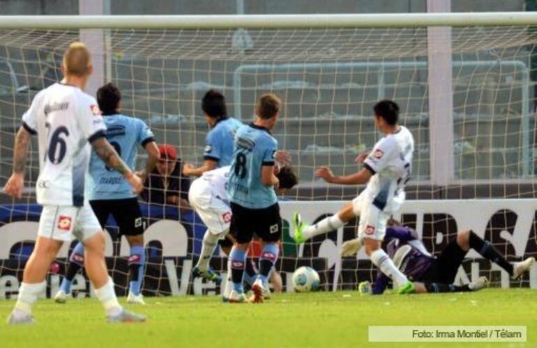 Imagen de Torneo Inicial: Belgrano cay&oacute; de local ante Quilmes