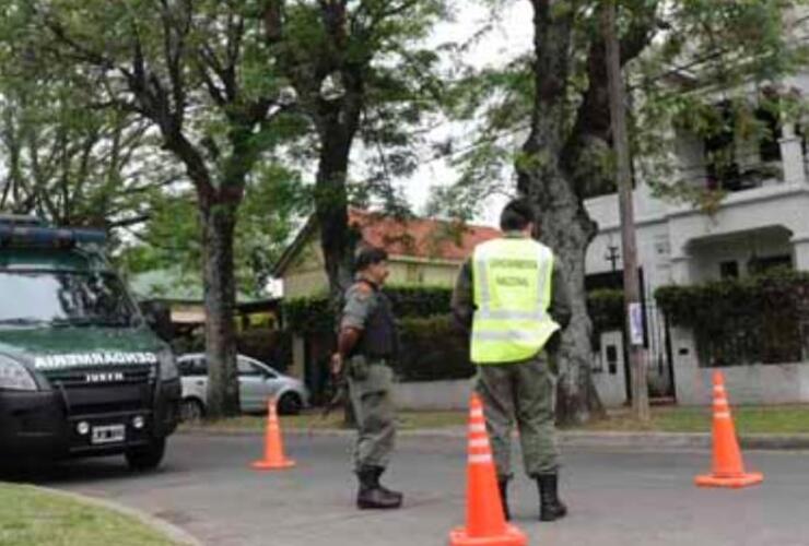 Se esperan los resultados de las pericias balísticas por el ataque a la casa del gobernador