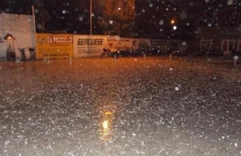 Imagen de Norte santafesino: Lluvia, granizo y muchos daños