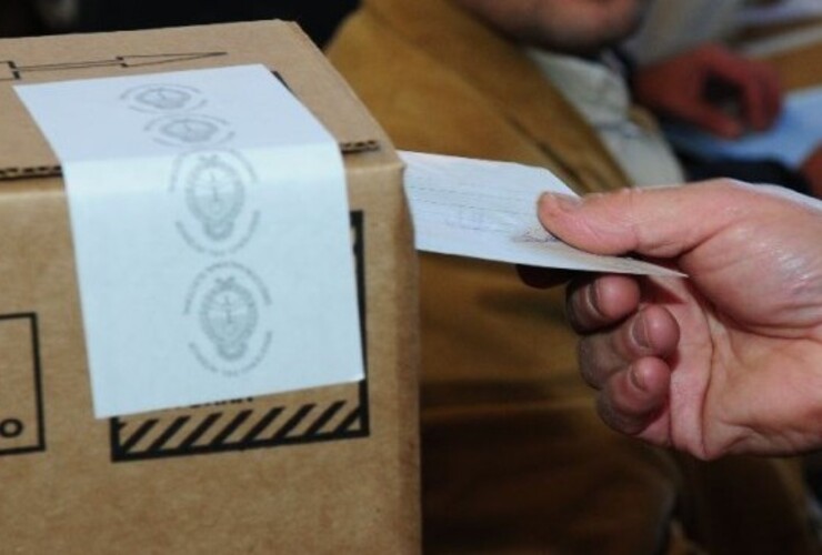 Imagen de Elecciones 2013: Comenzaron a votar los electores