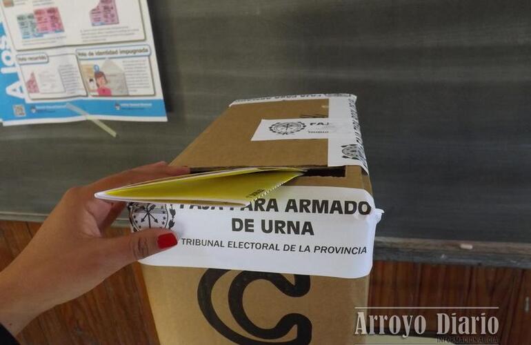 Imagen de En Santa Fe votó el 76% del padrón y sin ningún problema