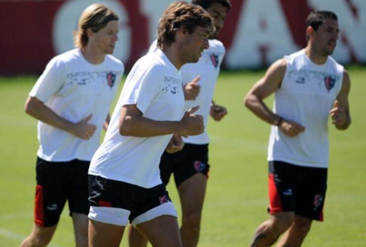 Mateo, Heinze, Víctor López y Maxi Rodríguez esta mañana trotando en Bella Vista. Foto: H. Rio. La Capital