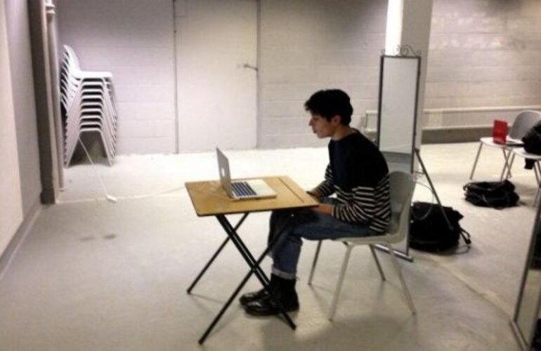 Imagen de Sin pudor: Artista gay anuncia que perder&aacute; la virginidad ante el p&uacute;blico