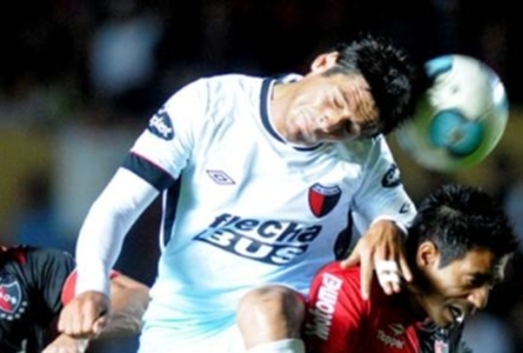 Imagen de Torneo Inicial: Newell's sigue como único líder