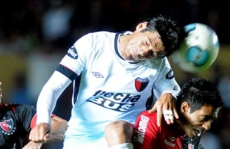 Imagen de Torneo Inicial: Newell's sigue como único líder