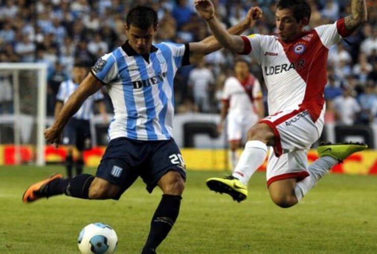 Imagen de Torneo Inicial: Argentinos le ganó a Racing y le cortó la racha