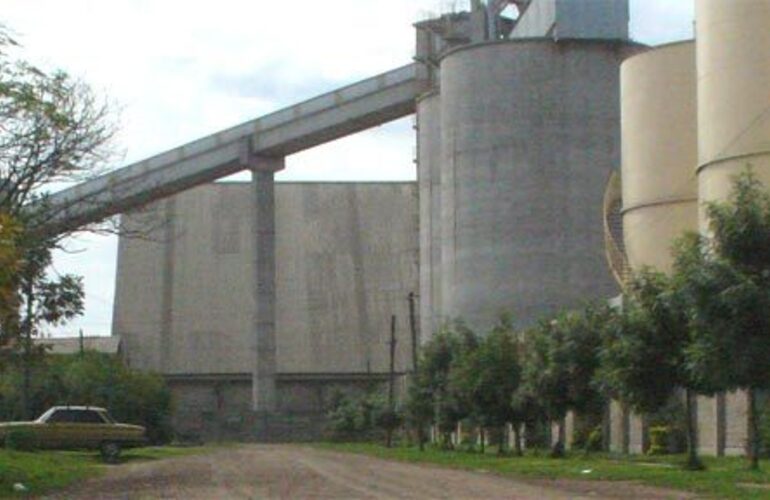 El accidente laboral ocurrió en la planta de Molinos Río de la Plata. Foto: Archivo Rosario3