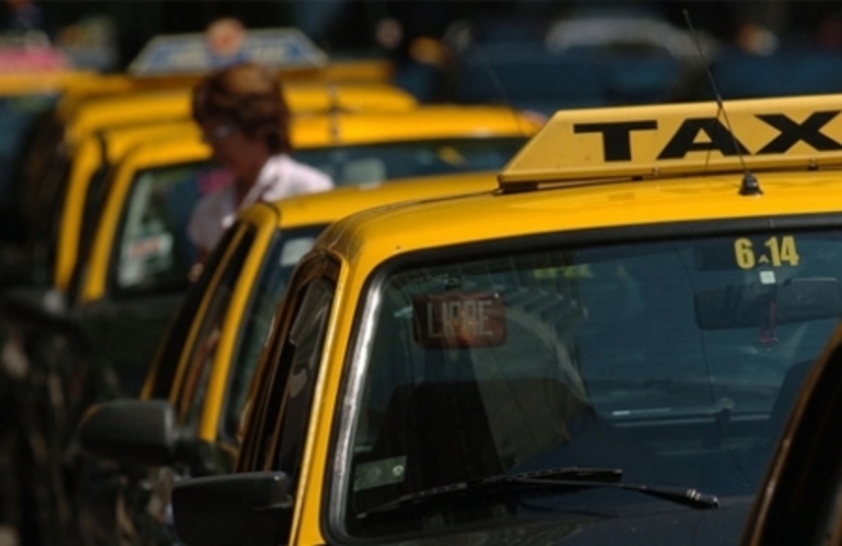 Imagen de Los taxistas estarán obligados a dar tickets al usuario después de cada viaje