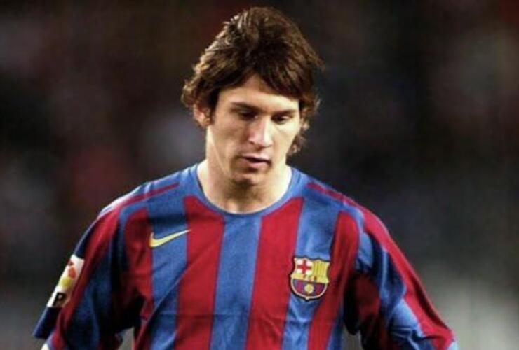 Imagen de Hace diez años nacía una nueva era en el Barcelona por el debut de Messi