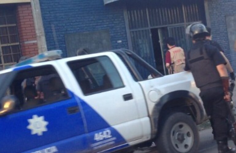 Como en 2012, guardia reforzada en supermercados de Villa Gobernador G&aacute;lvez. Foto: Archivo AD