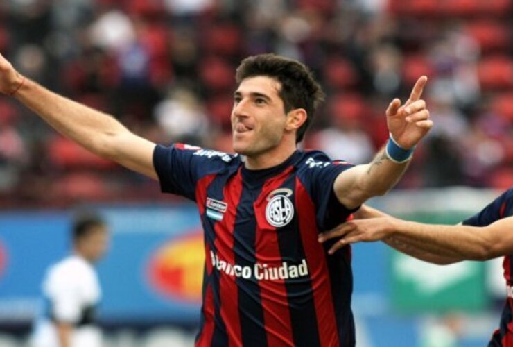 Imagen de Torneo Inicial: San Lorenzo recibe a Estudiantes y busca coronarse campe&oacute;n