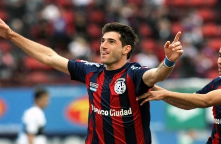 Imagen de Torneo Inicial: San Lorenzo recibe a Estudiantes y busca coronarse campe&oacute;n