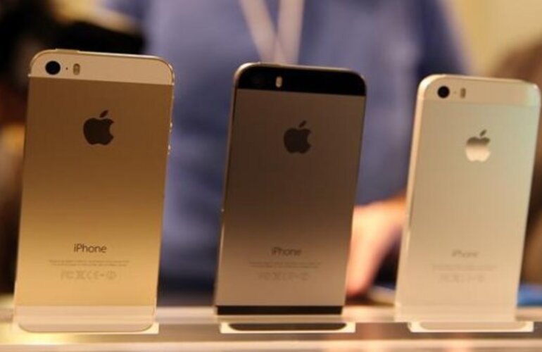 Imagen de El iPhone 5 ya se puede comprar en la Argentina a $13.299