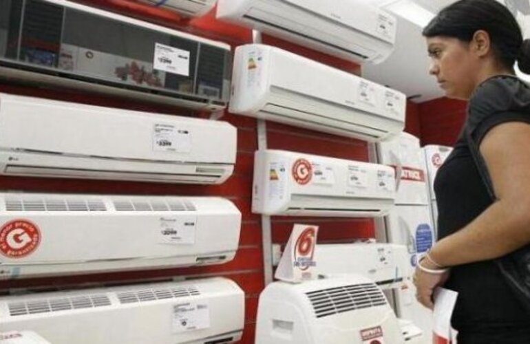 Imagen de Ola de Calor: Aire acondicionado,  trucos para refrescarse pero sin derrochar energía