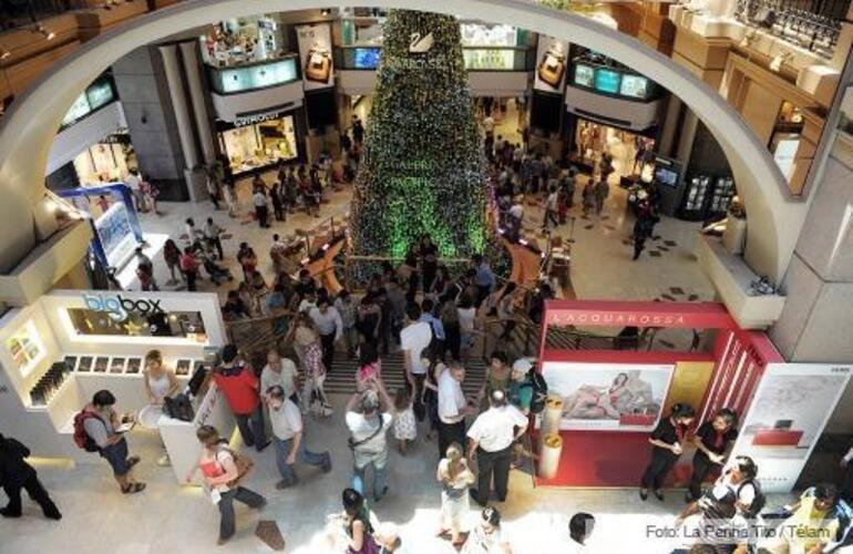 Imagen de Fiestas: Las ventas navide&ntilde;as crecieron, impulsadas por promociones y descuentos