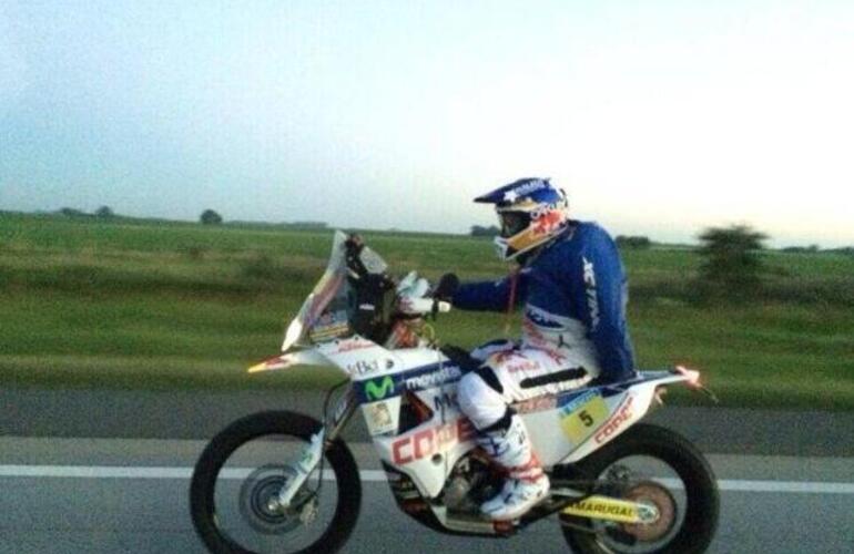 Chaleco L&oacute;pez recorre los primeros 405 kil&oacute;metros de enlace de la primera etapa. Foto Twitter: @ErickDuranDuran