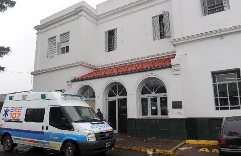 El Hospital Roque S&aacute;enz Pe&ntilde;a, donde es atendido el chico que fue baleado en Segu&iacute; y Grandoli. Foto: A. Celoria. La Capital