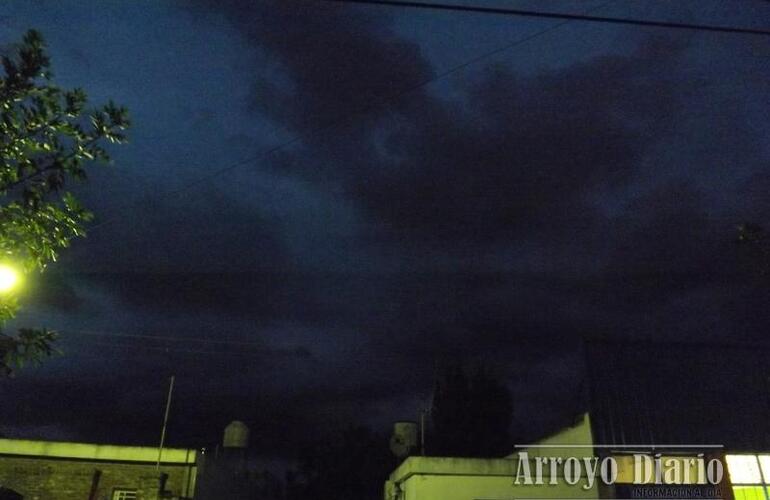 Imagen de Se renov&oacute; el alerta meteorol&oacute;gico y se pronostican fuertes tormentas
