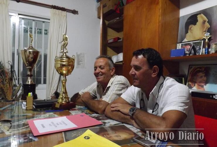 Juan Marinelli junto a Sergio Gaudio en el Sindicato de Trabajadore Municipales de Arroyo Seco