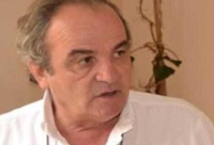 El jefe comunal de San Gregorio, Roberto Alberdi, no se hallaba en la vivienda porque estaba participando de los corsos.