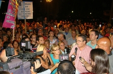 El intendente se hizo presente en la Asamblea Popular de anoche.